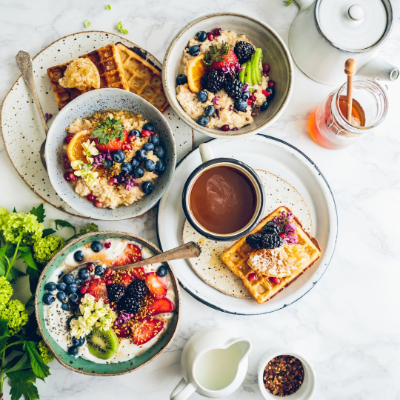 FOOD & BEVERAGE 